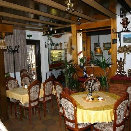 Hotel-pension- Waldeck 2* トートモース