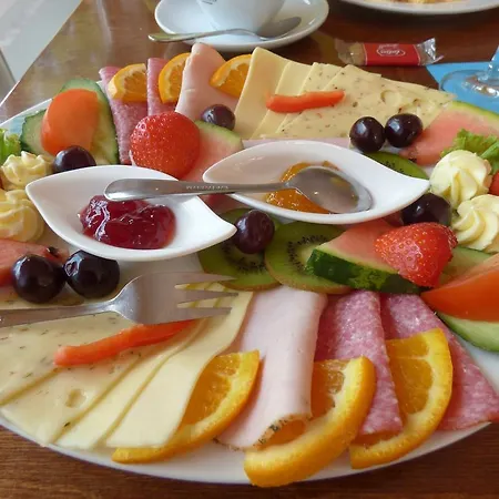 Hotel-pension- Waldeck ホテル 2*